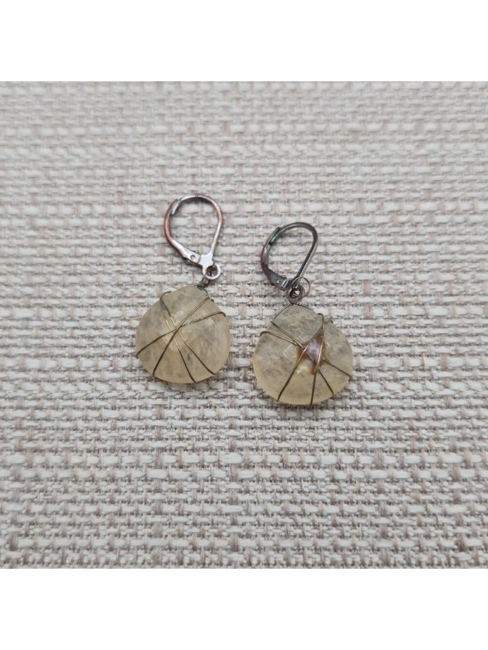 Citrine Quartz Leverback Earrings with Cage Wire Wrap Jewelry A8442 - Picture 3 of 5